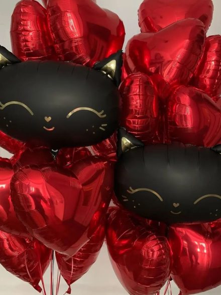Μπαλόνι Αγίου Βαλεντίνου με Δύο Γάτες Ερωτευμένες
